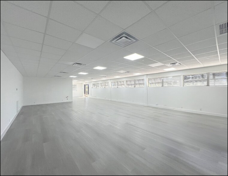 More Photos Of 901 NW 31st Ave, Fort Lauderdale Warehouse For Lease