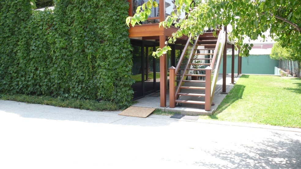 More Photos Of 479 S Marengo Ave, Pasadena Loft Creative Space For Lease