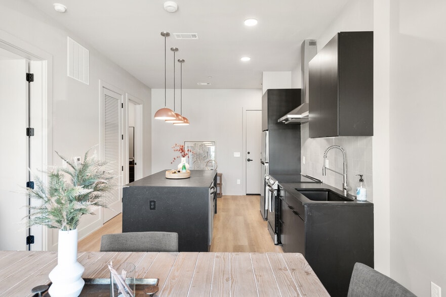 More Photos Of 1090 Haysboro Ave, Nashville Specialty For Sale