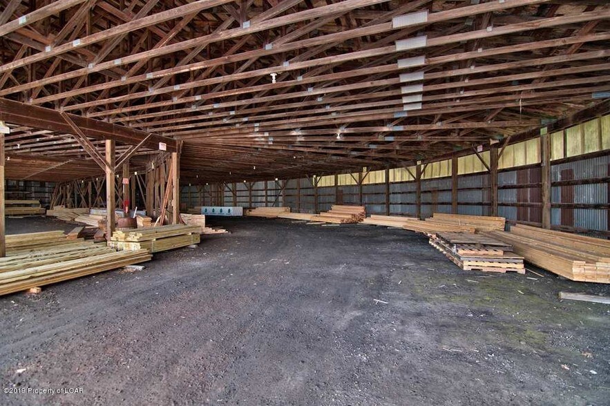 More Photos Of 541 State Route 93, Sugarloaf Light Distribution For Lease