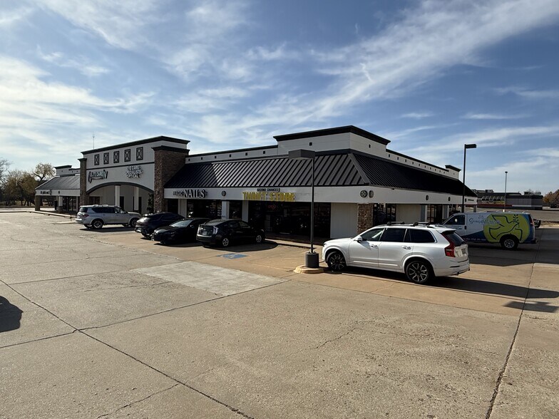 Primary Photo Of 3431 S Boulevard St, Edmond General Retail For Sale