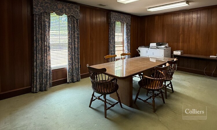 More Photos Of 307 Pettigru St, Greenville Office For Sale