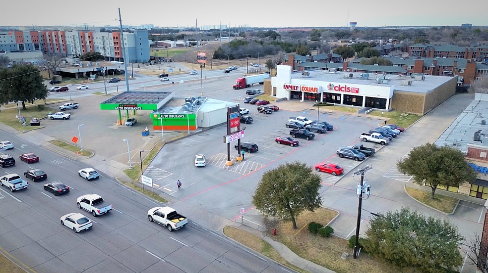 More Photos Of 726 W Pioneer Pky, Grand Prairie Unknown For Lease