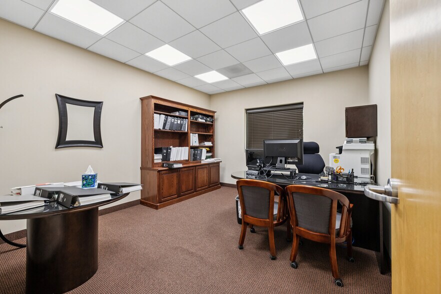 More Photos Of 550 Price Ave, Redwood City Office For Sale