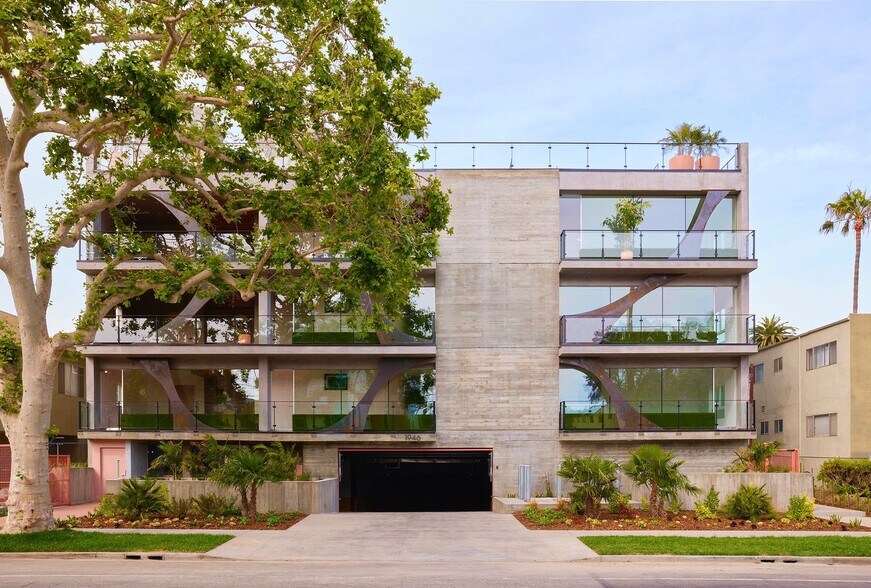More Photos Of 1946 Overland Ave, Los Angeles Apartments For Sale