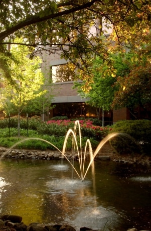 More Photos Of 2003 Corporate Ave, Memphis Office For Lease