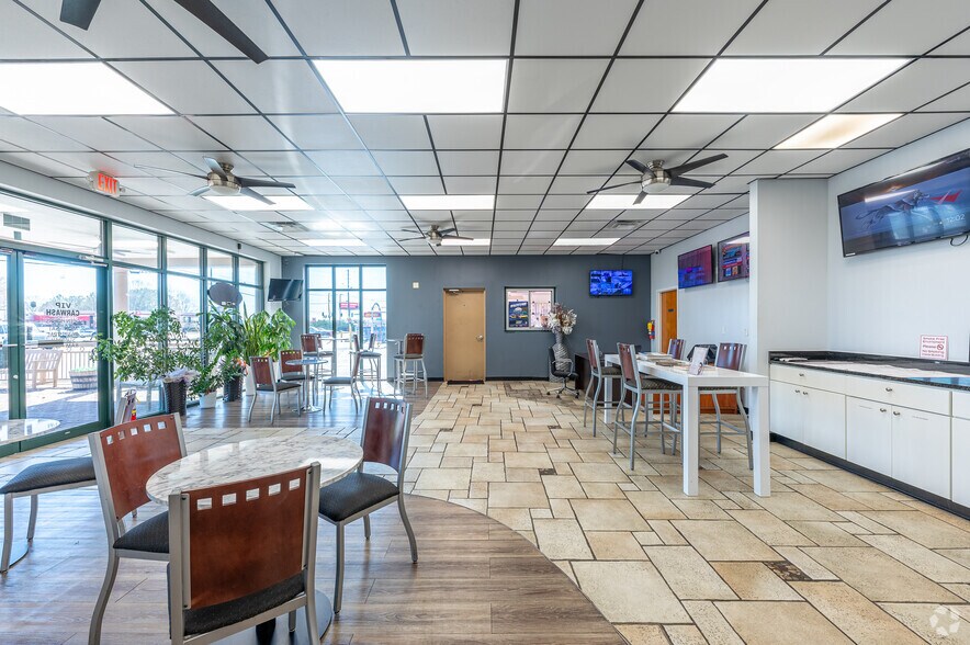 More Photos Of 812 Buford Dr, Lawrenceville Carwash For Sale