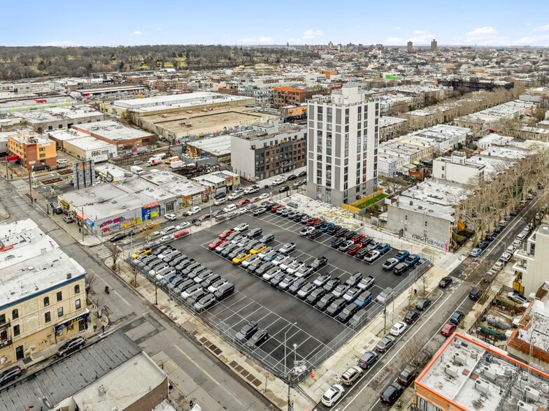 More Photos Of 900-932 Wyckoff Ave, Brooklyn Land For Lease