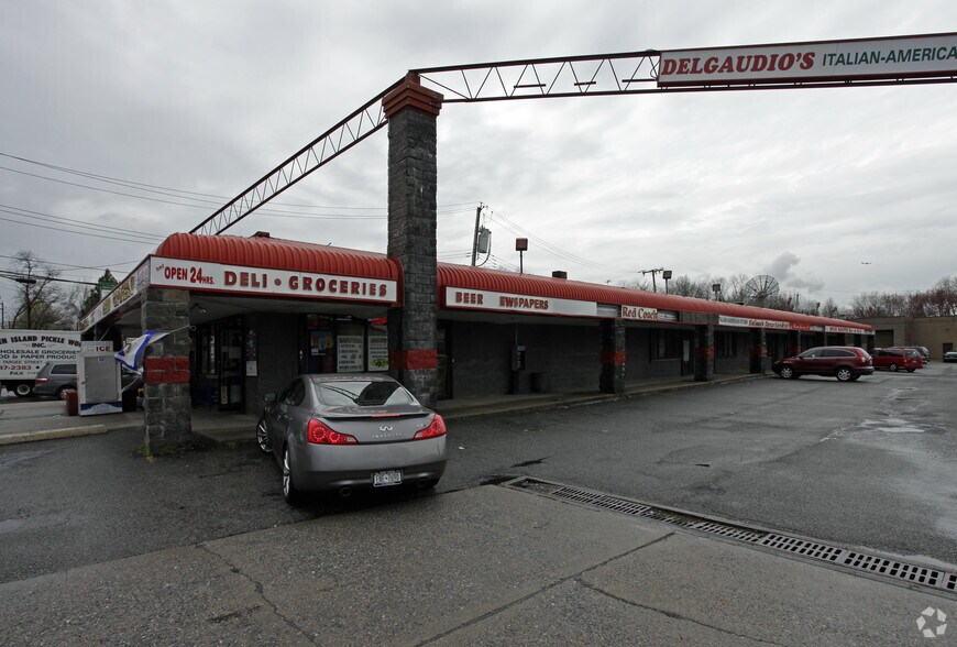 More Photos Of 3785 Victory Blvd, Staten Island Freestanding For Lease