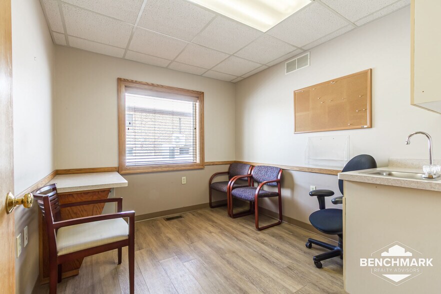 More Photos Of 199 Parrish St, Canandaigua Medical For Sale