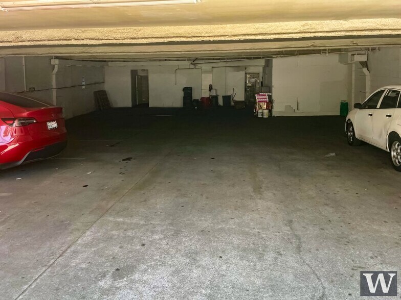 More Photos Of 11957 Santa Monica Blvd, Los Angeles Storefront Retail Office For Lease