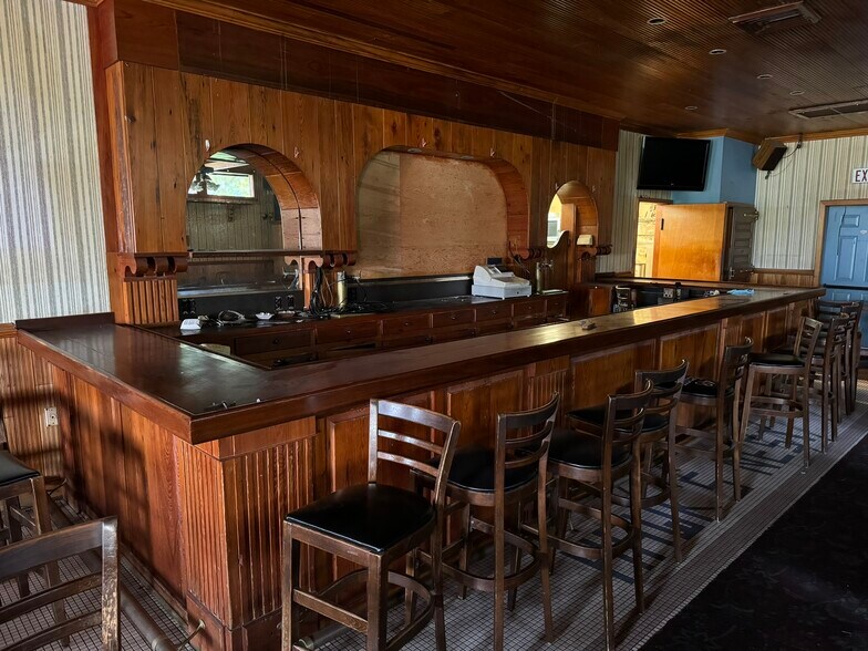 More Photos Of 3015 Westfork Dr, Baton Rouge Restaurant For Lease
