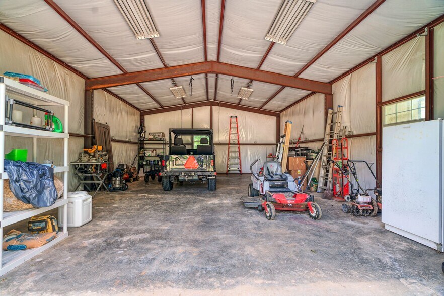 More Photos Of 821 County Road 43830, Paris Multifamily For Sale