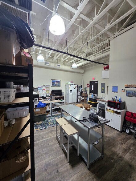 More Photos Of 2851 N Main St, Belton Unknown For Lease