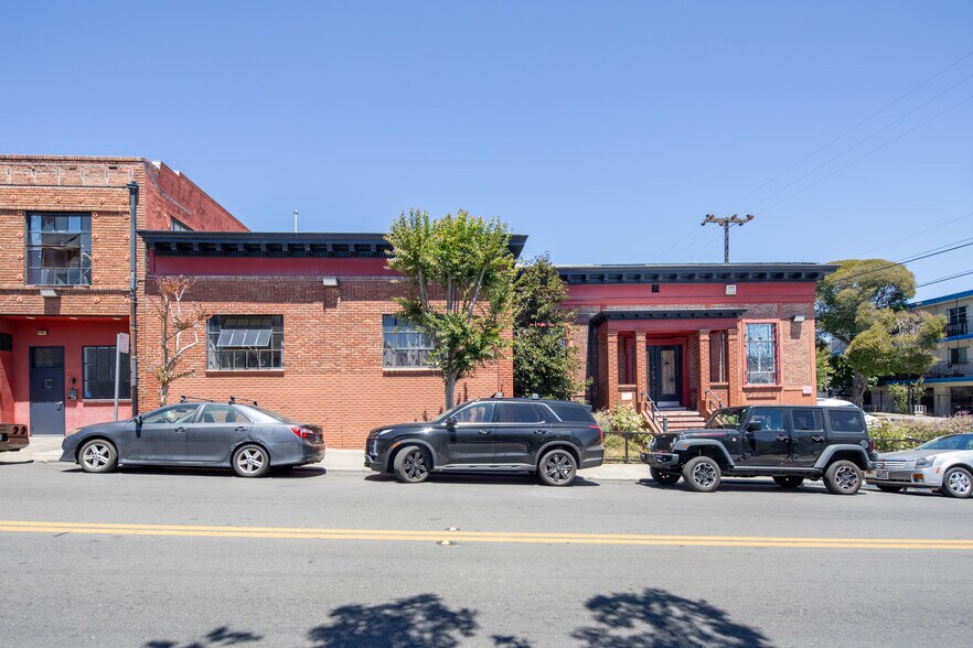 More Photos Of 1148 E 18th St, Oakland Apartments For Sale