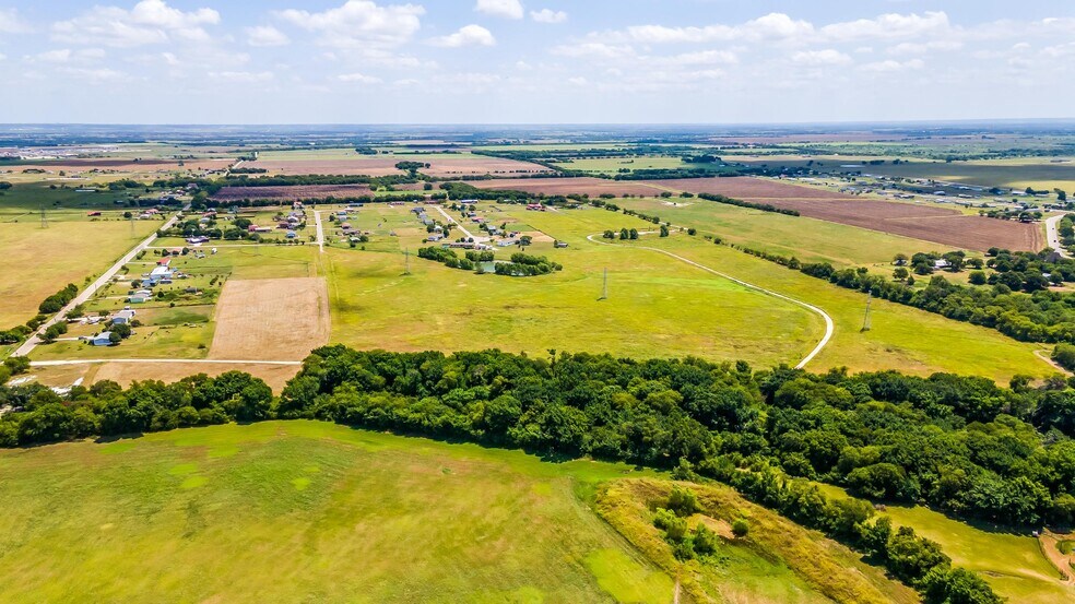 More Photos Of 8306 County Road 109, Alvarado Land For Sale