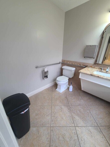 More Photos Of 13241 Bartram Park Blvd, Jacksonville Office For Lease