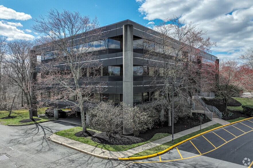 More Photos Of 300 Alexander Park, Princeton Office For Lease