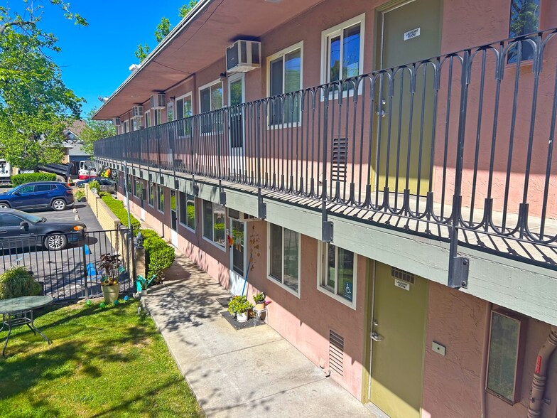 More Photos Of 310 W Poplar St, Stockton Apartments For Sale