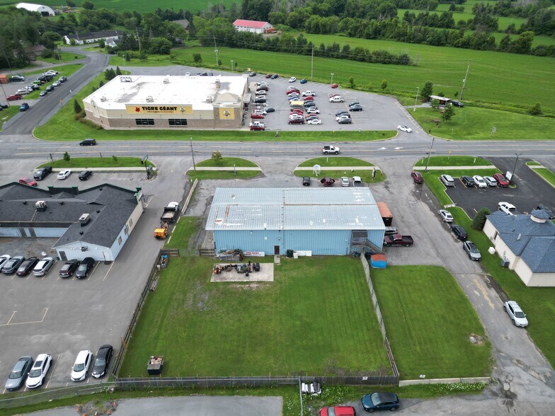 More Photos Of 671 Notre Dame St, Russell Service For Sale