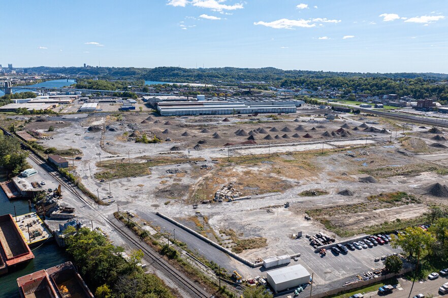 More Photos Of 149 Nichol Ave, McKees Rocks Distribution For Lease