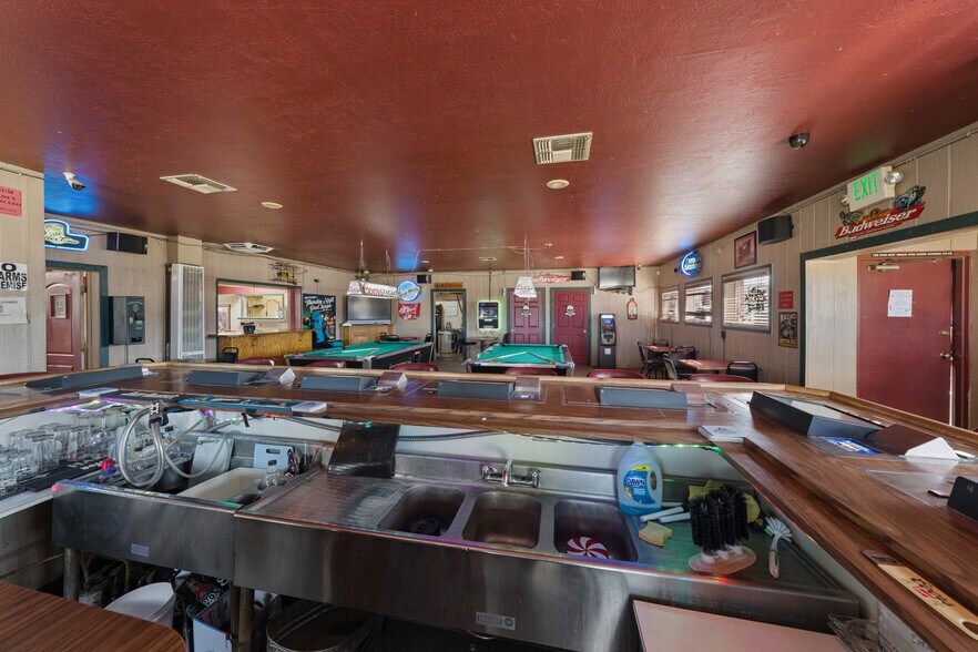 More Photos Of 6008 Frontage rd, Dayton General Retail For Sale