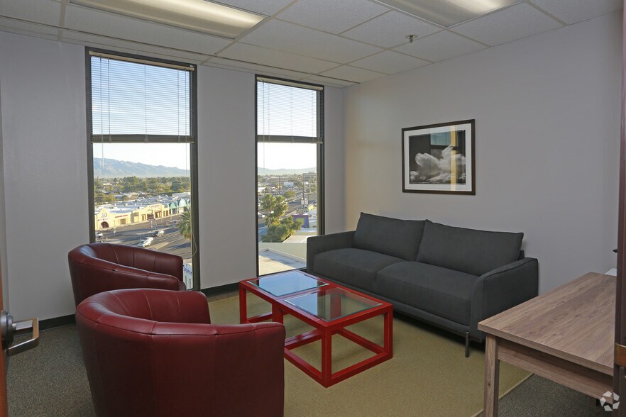 More Photos Of 4400 E Broadway Blvd, Tucson Office For Lease