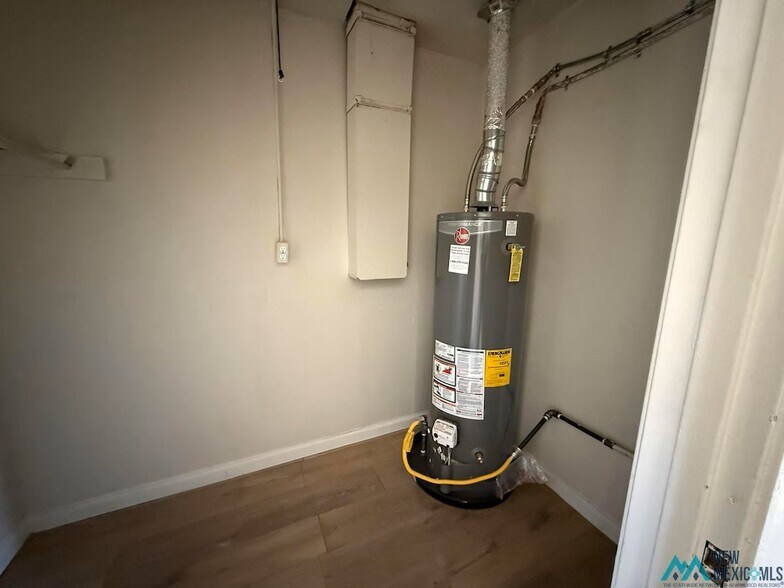 More Photos Of 1403-1509 W Hank Ave, Artesia Apartments For Sale