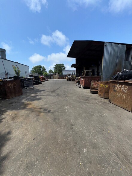 More Photos Of 135 Dixon Ave, Amityville Service For Lease