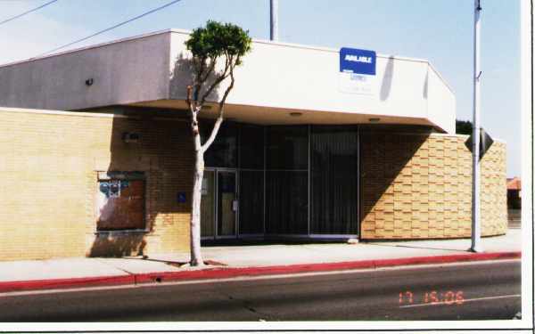 More Photos Of 17124 Hawthorne Blvd, Lawndale Storefront For Lease