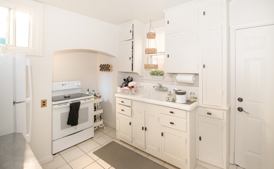 More Photos Of , Boulder General Retail For Sale