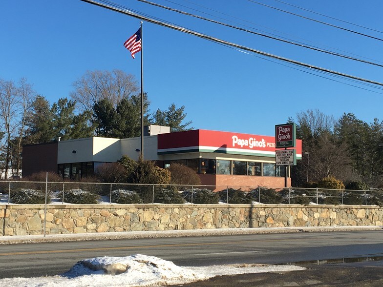 More Photos Of 109 Main St, North Reading Restaurant For Lease