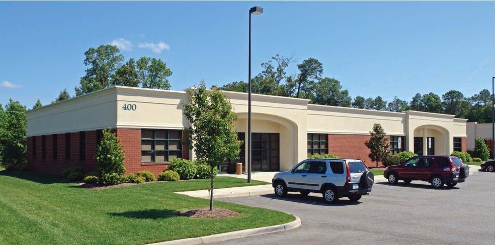 More Photos Of 11848 Rock Landing Dr, Newport News Office For Lease