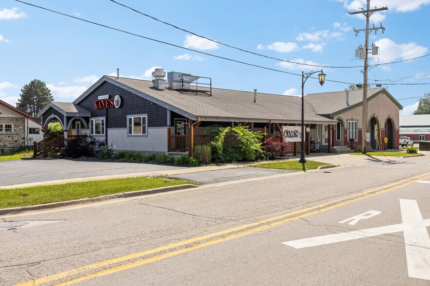 More Photos Of , Gaylord Unknown For Sale