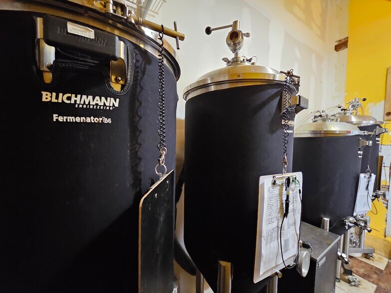 More Photos Of 97 Center Ave, Bisbee Restaurant For Sale