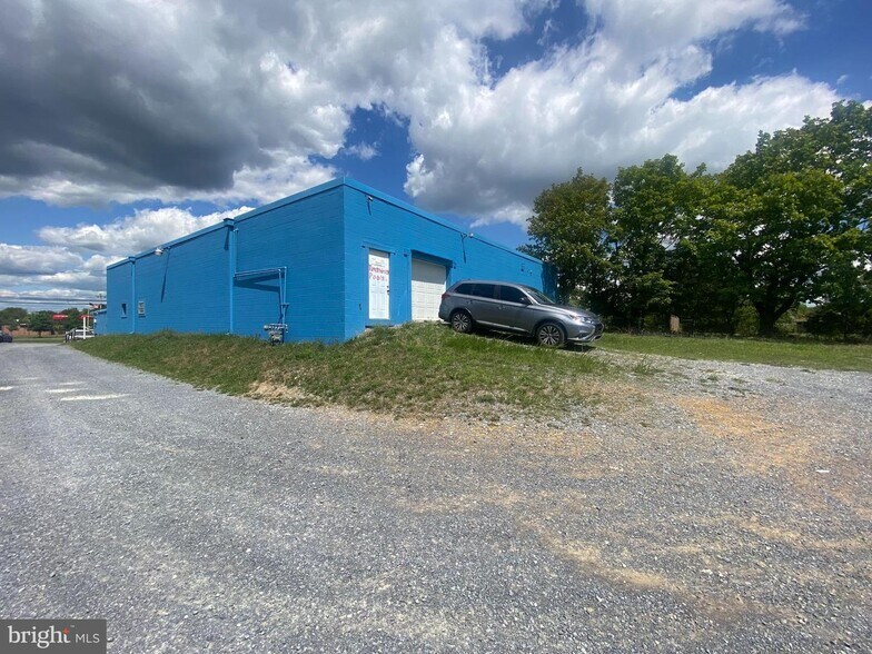 More Photos Of 1694 Berryville Pike, Winchester Freestanding For Sale