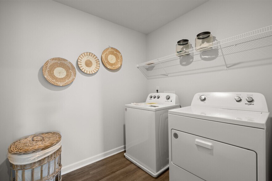 More Photos Of 507 Satinwood Cir, Graniteville Apartments For Sale