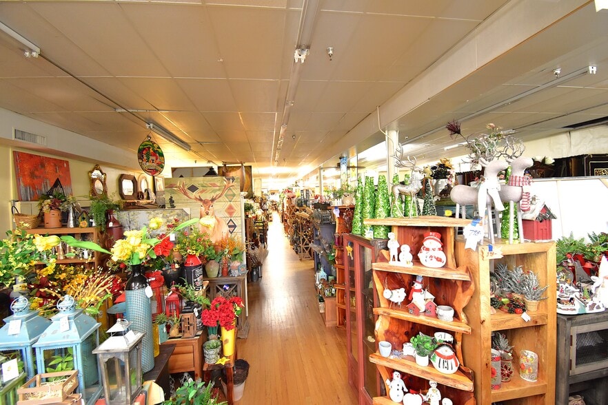 More Photos Of 93 N Main St, Waynesville Storefront Retail Office For Sale