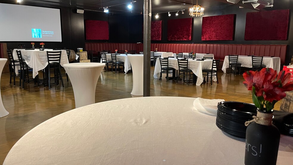 More Photos Of 4165 W Broadway Ave, Robbinsdale Restaurant For Sale