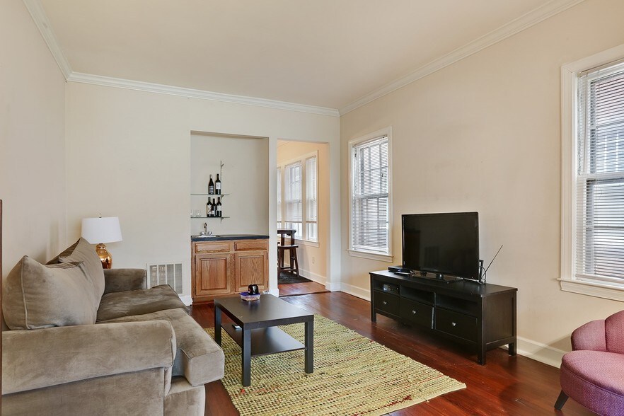 More Photos Of 323 4th St NE, Atlanta Apartments For Sale