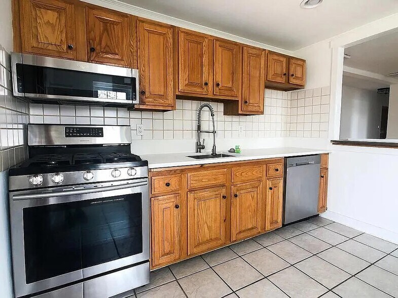 More Photos Of 3401 Conrad St, Philadelphia Flex For Sale