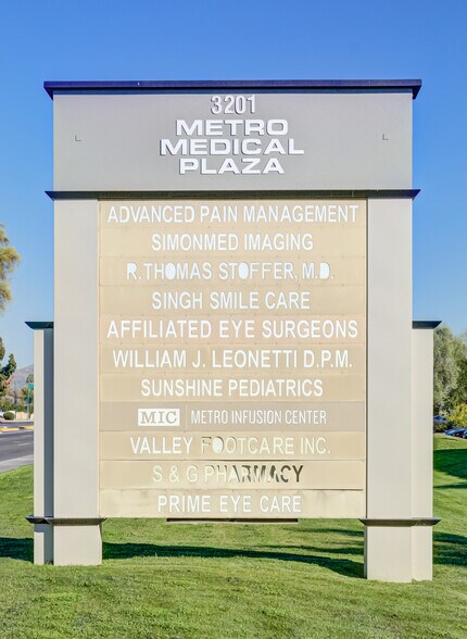 More Photos Of 3201 W Peoria Ave, Phoenix Medical For Lease