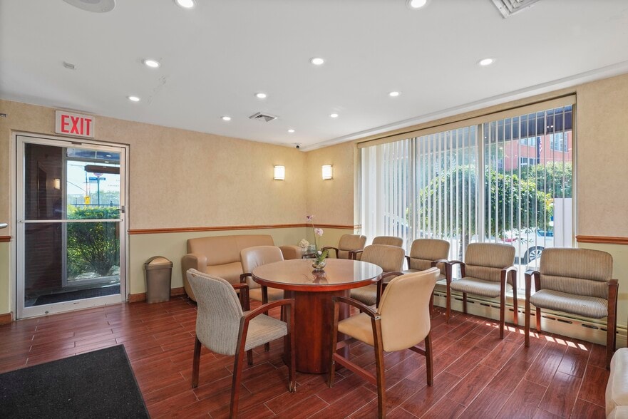 More Photos Of 72-41 Grand Ave, Flushing Medical For Lease