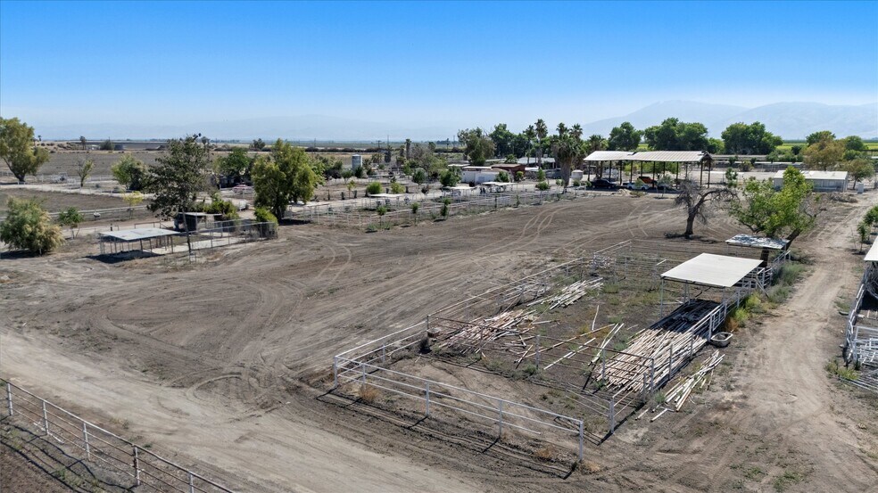 More Photos Of 8661 Herring Rd, Bakersfield Land For Sale