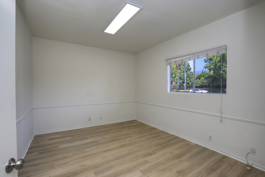 More Photos Of 5973 Encina Rd, Goleta Medical For Lease