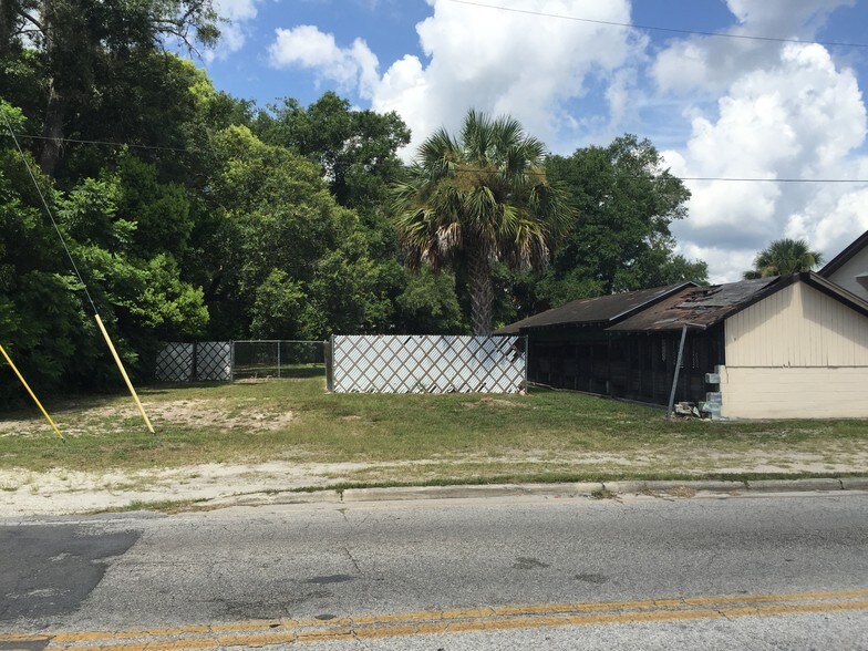 More Photos Of 3201 Crill Ave, Palatka Convenience Store For Sale