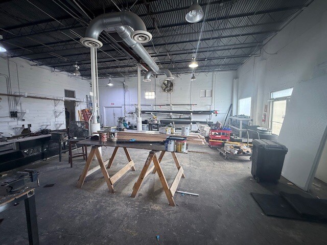 More Photos Of 3852 L B Mcleod Rd, Orlando Warehouse For Lease