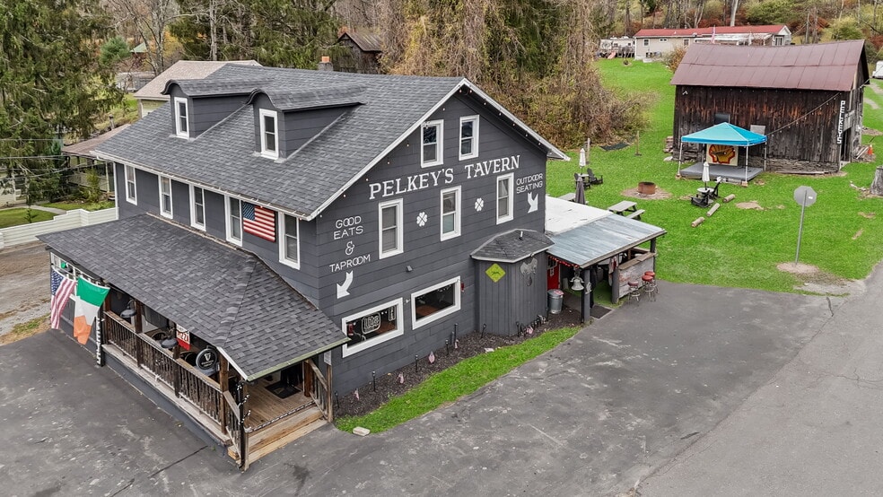 More Photos Of 553 County Road 94, Hankins Restaurant For Sale