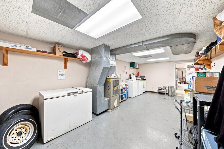 More Photos Of 951 S Kingshighway St, Sikeston Office For Sale