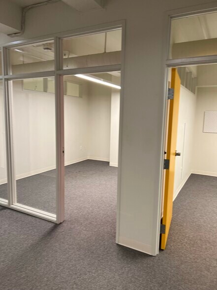 More Photos Of 1100-1106 11th St, Sacramento Office For Lease